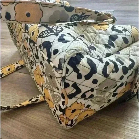 Vera Bradley 'Go Wild' Caroline Shoulder Bag Purse Black Yellow Animal Print - Picture 13 of 15